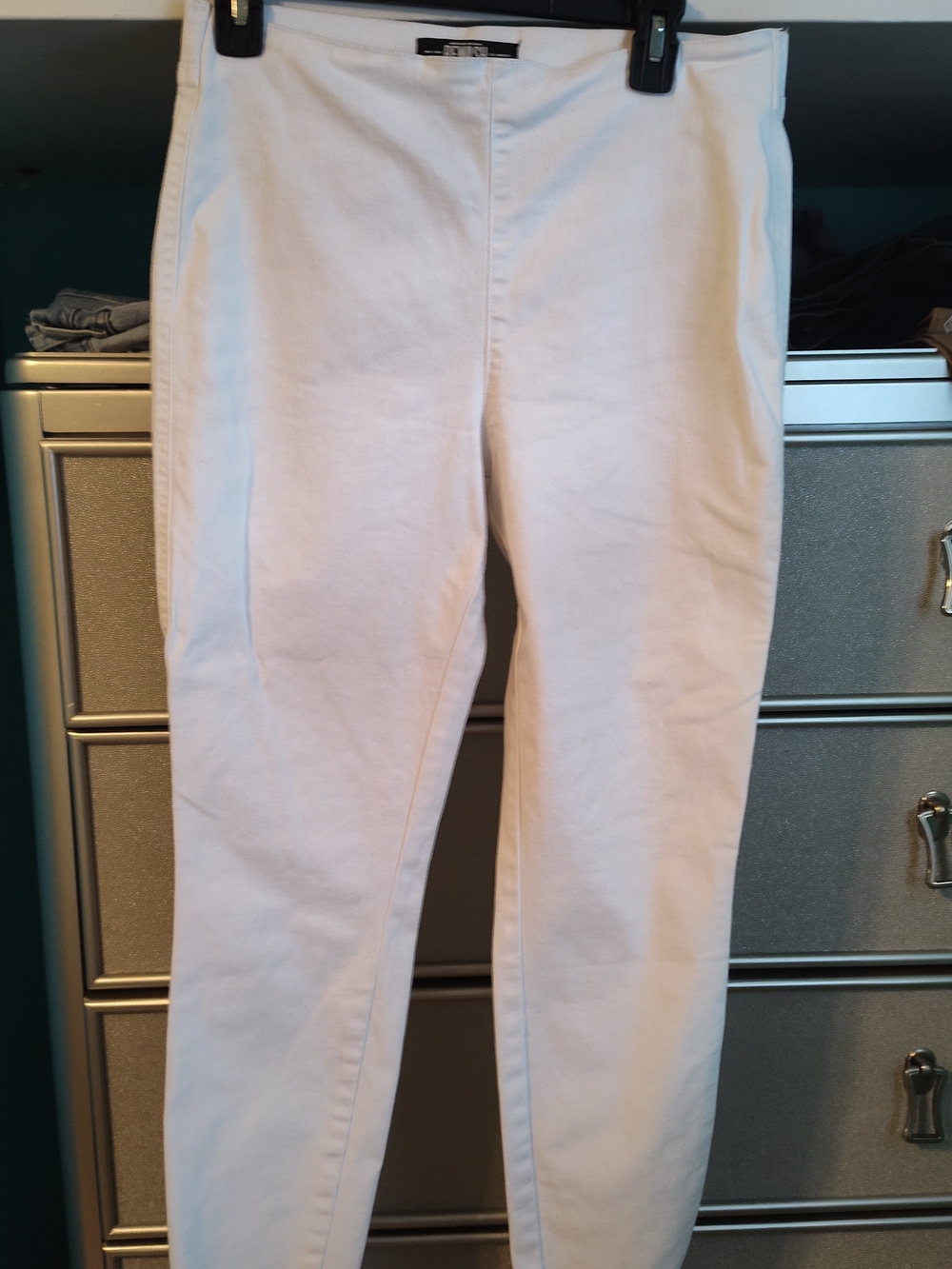 Rewash White Cropped Ankle Jeans